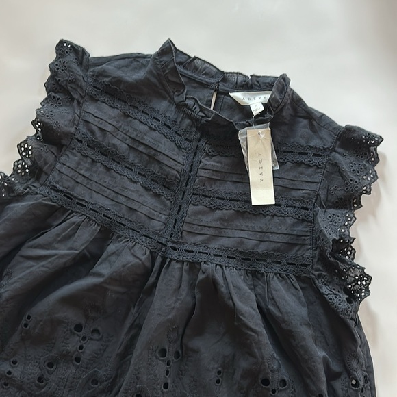 Adiva Black Sleeveless Top - Picture 2 of 7